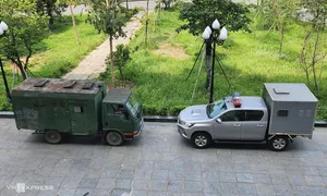 Hai cựu công an ra tòa vì dùng ôtô biển xanh chở ma túy, hậu thuẫn 'bà trùm' Hai cựu công an ra tòa vì dùng ôtô biển xanh chở ma túy, hậu thuẫn 'bà trùm'