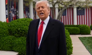 Chuyện gì xảy ra sau khi tòa án chặn thuế của ông Trump? Chuyện gì xảy ra sau khi tòa án chặn thuế của ông Trump?